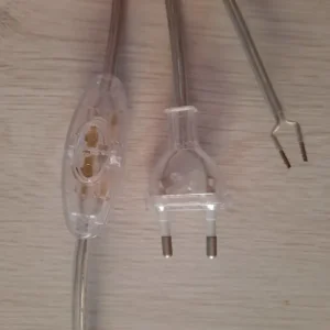 Finale Uitverkoop Interruttore cablato unipolare con cavo e spina 2P 10A da 1.80 mt trasparente 26546